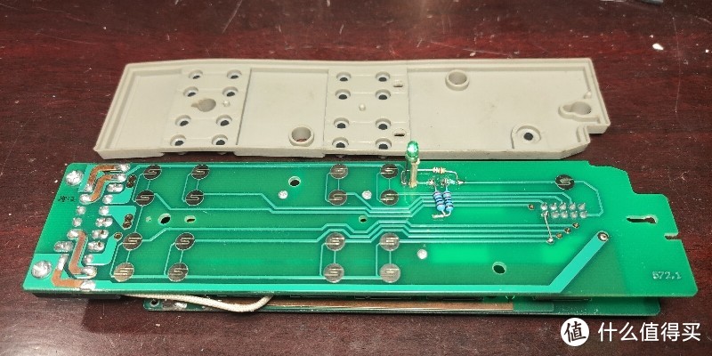 哈飞赛马电动车窗主开关维修及改进